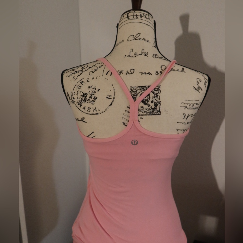 LuLu tank top, amazing condition!